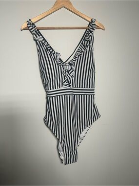 Cupshe Black & White Striped Ruffle Kids One-Piece Bodysuit